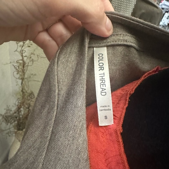 Ruffled Sleeve Cardigan (Small/Medium) - Picture 7 of 7